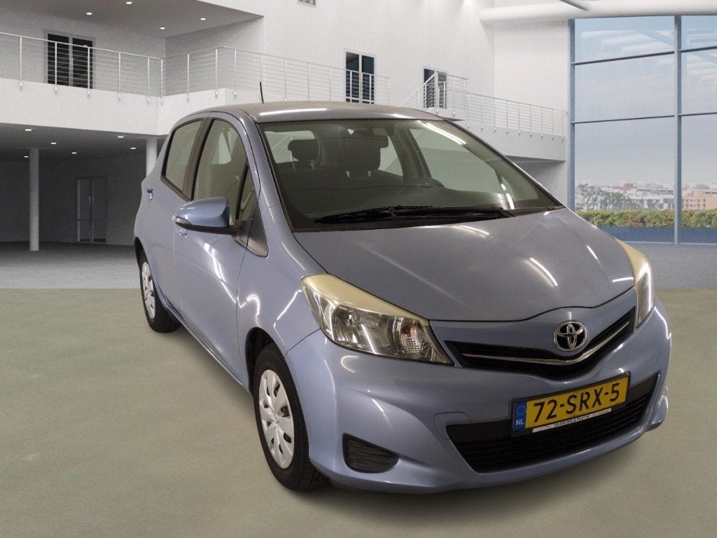 Toyota Yaris 1.0 12V Vvt-i 5DR 2011 AircoNAP 84007 km, 527 kg, 40 €/maand, 750 kg, Blauw