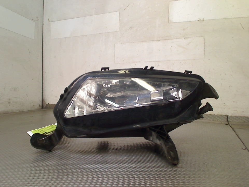 Mistlamp Rechts Voor Opel Astra K Sports Tourer 13401154, Gebruikt, Bahnhofsplatz, Rüsselsheim am Main 65423, , Duitsland, Opel