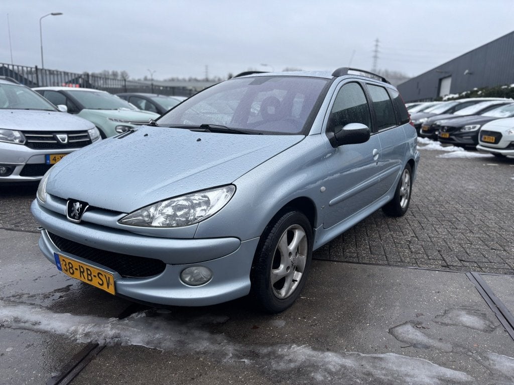 Peugeot 206 SW 1.6-16V XS JBL CLIMA!INRUILKOOPJE! (bj 2005), Auto's, Peugeot, Voorwielaandrijving, 15 km/l, 4 cilinders, Origineel Nederlands