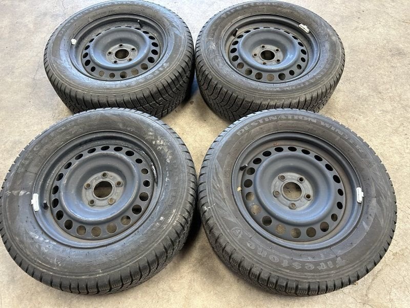 16 inch originele velgen + winterbanden Renault Captur, Auto-onderdelen, -, Banden en Velgen, -, Gebruikt