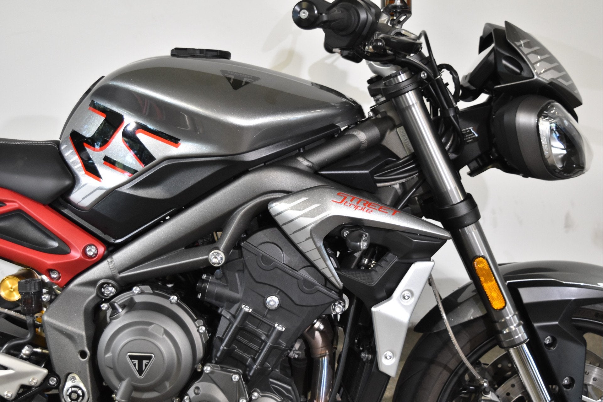 Triumph Street Triple RS (bj 2022), Bedrijf, 765 cc, Meer dan 35 kW, Overig