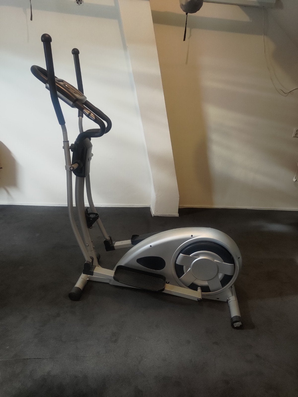 Crosstrainer - Powerpeak, Sport en Fitness, Fitnessapparatuur, Ophalen, Benen, Zo goed als nieuw, Crosstrainer
