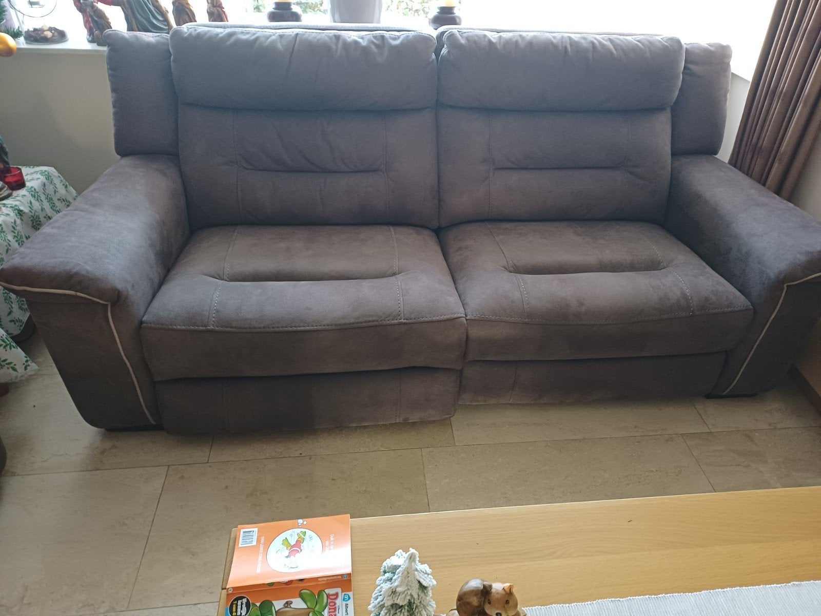 Twee en een half zits bank., Ophalen, Gebruikt, 75 tot 100 cm, 200 tot 250 cm