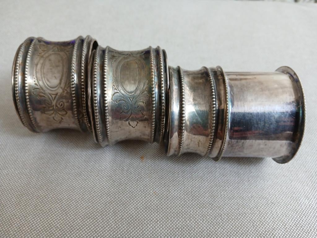 6x zilveren  servetringen in oude doos, Antiek en Kunst, Ophalen of Verzenden, Zilver