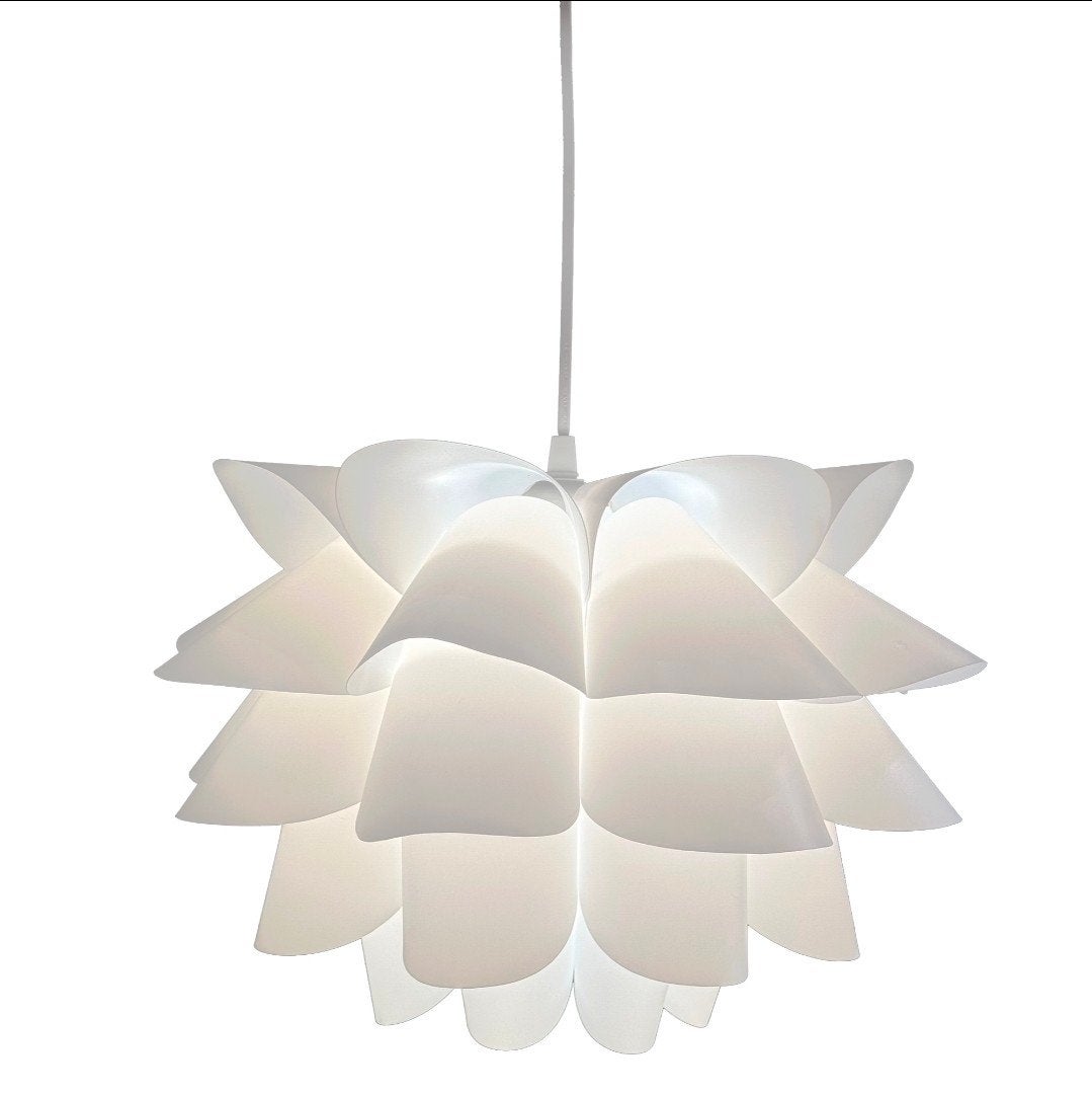 Vintage Lotusbloem plafondlamp Scandinavisch kunststof,, Kunststof, Gebruikt, Modern, Scandinavisch, Minimalistisch, Designklassieker