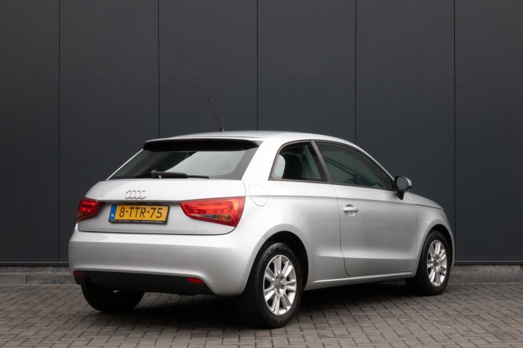 Audi A1 1.2 TFSI Ambition Pro Line | STOELVERWAMING | RADIO, Voorwielaandrijving, Euro 5, 86 pk, 4 cilinders