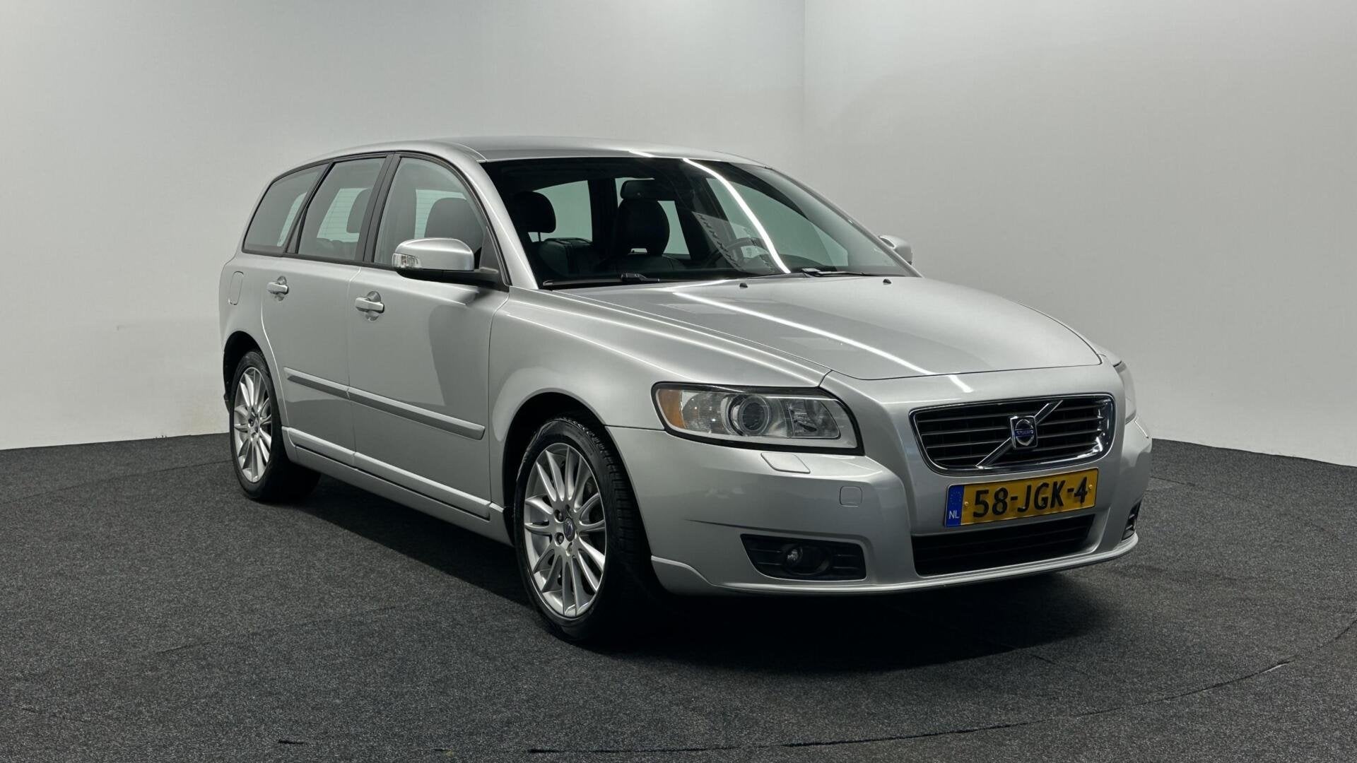 Volvo V50 2.0 Edition II ECC LEER TREKHAAK CRUISE LM., Auto's, Gebruikt, Zwart, 4 cilinders, Met garantie (alle)