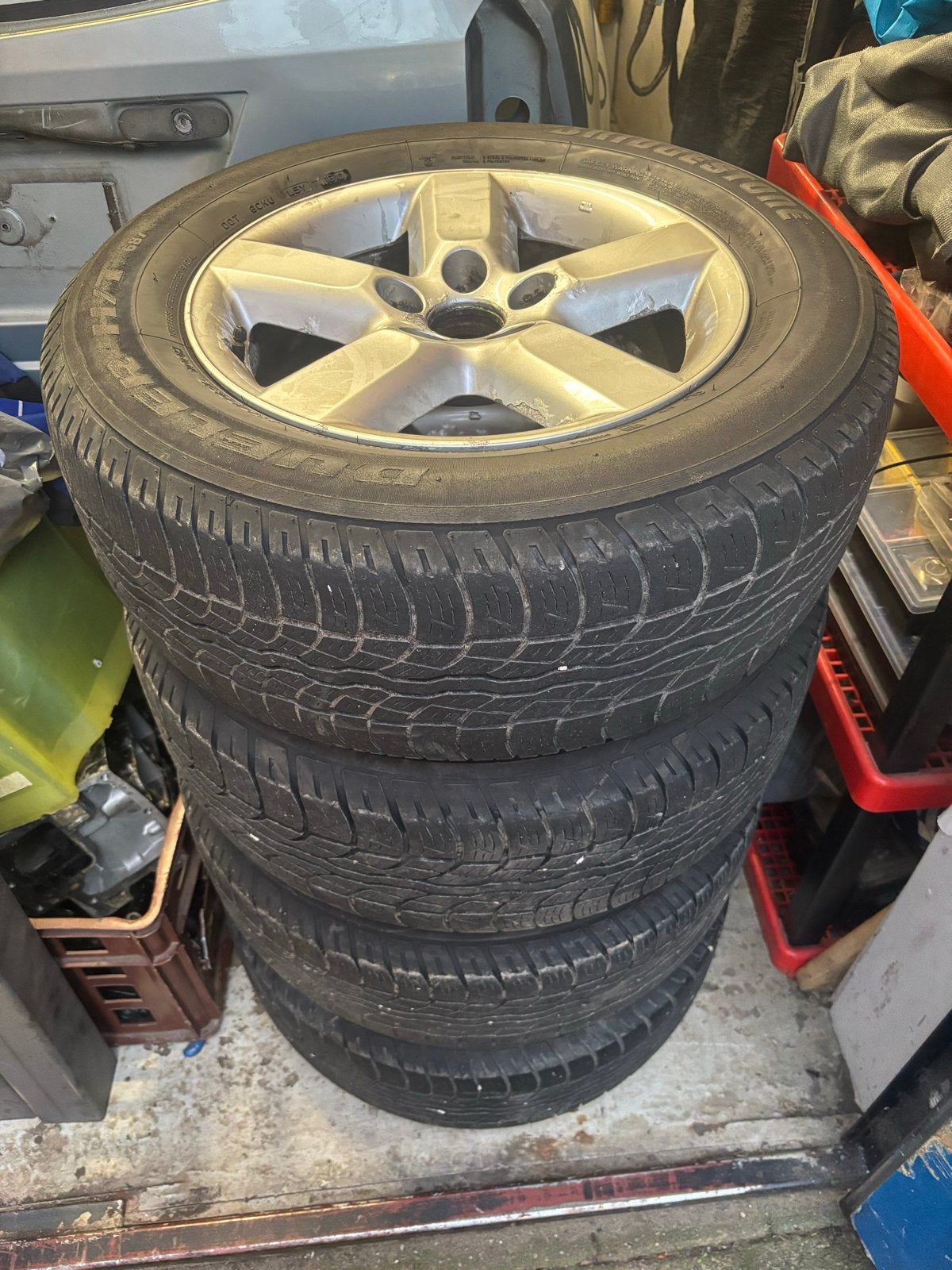 4 goede banden 235/60R16, max 800 kg per band, Gebruikt, 16 inch, Ophalen of Verzenden, 235 mm