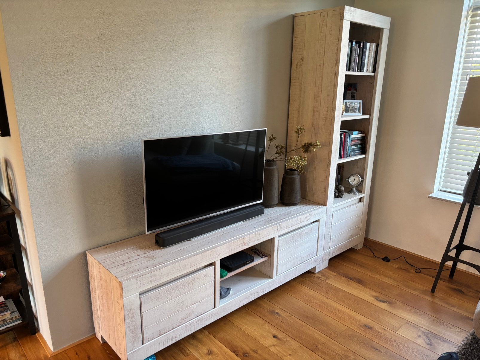 TV kast white wash, Ophalen, 150 tot 200 cm, Zo goed als nieuw, Minder dan 100 cm