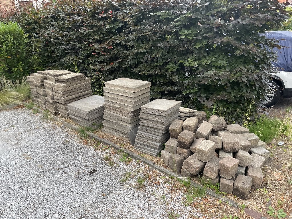 GRATIS ophalen; kinderkopjes en grindtegels en keramische t., Ophalen, Gebruikt, Terrastegels, Natuursteen