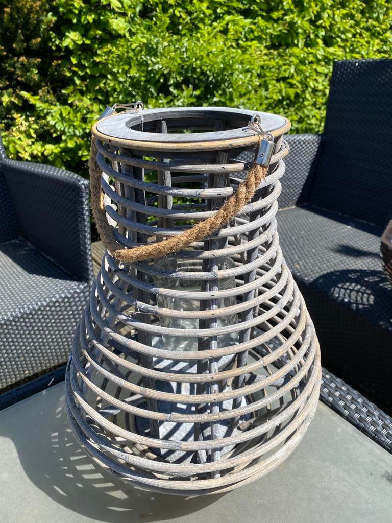 Riet/houten lantaarn ca40 cm hoog x diameter 30cm, Ophalen, Zo goed als nieuw, Grijs, Overige materialen