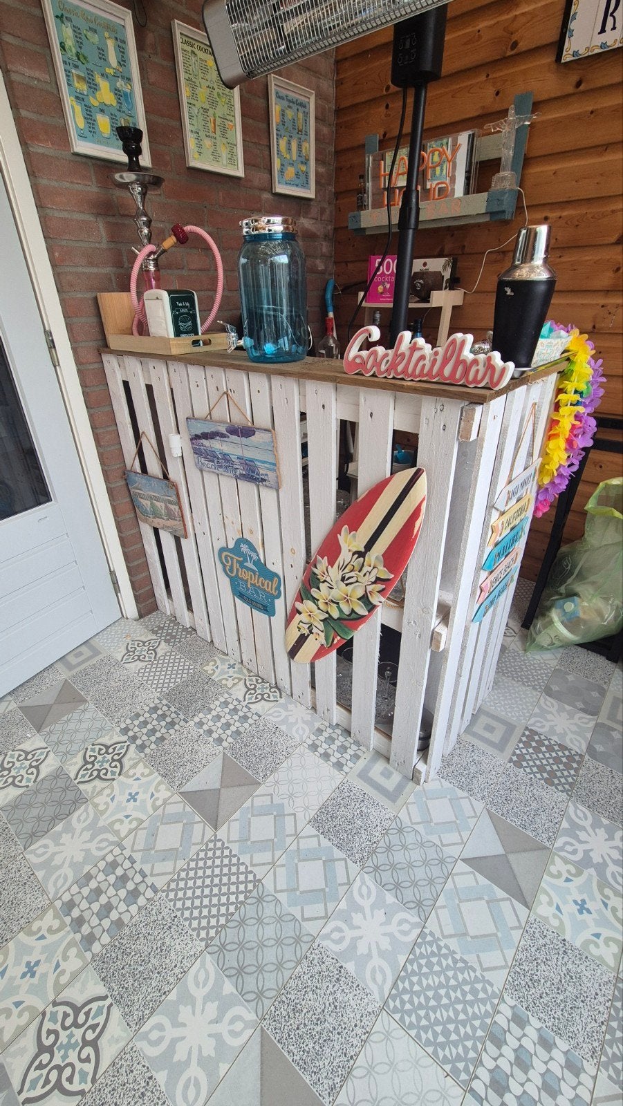 Leuke bar van pallets, Ophalen