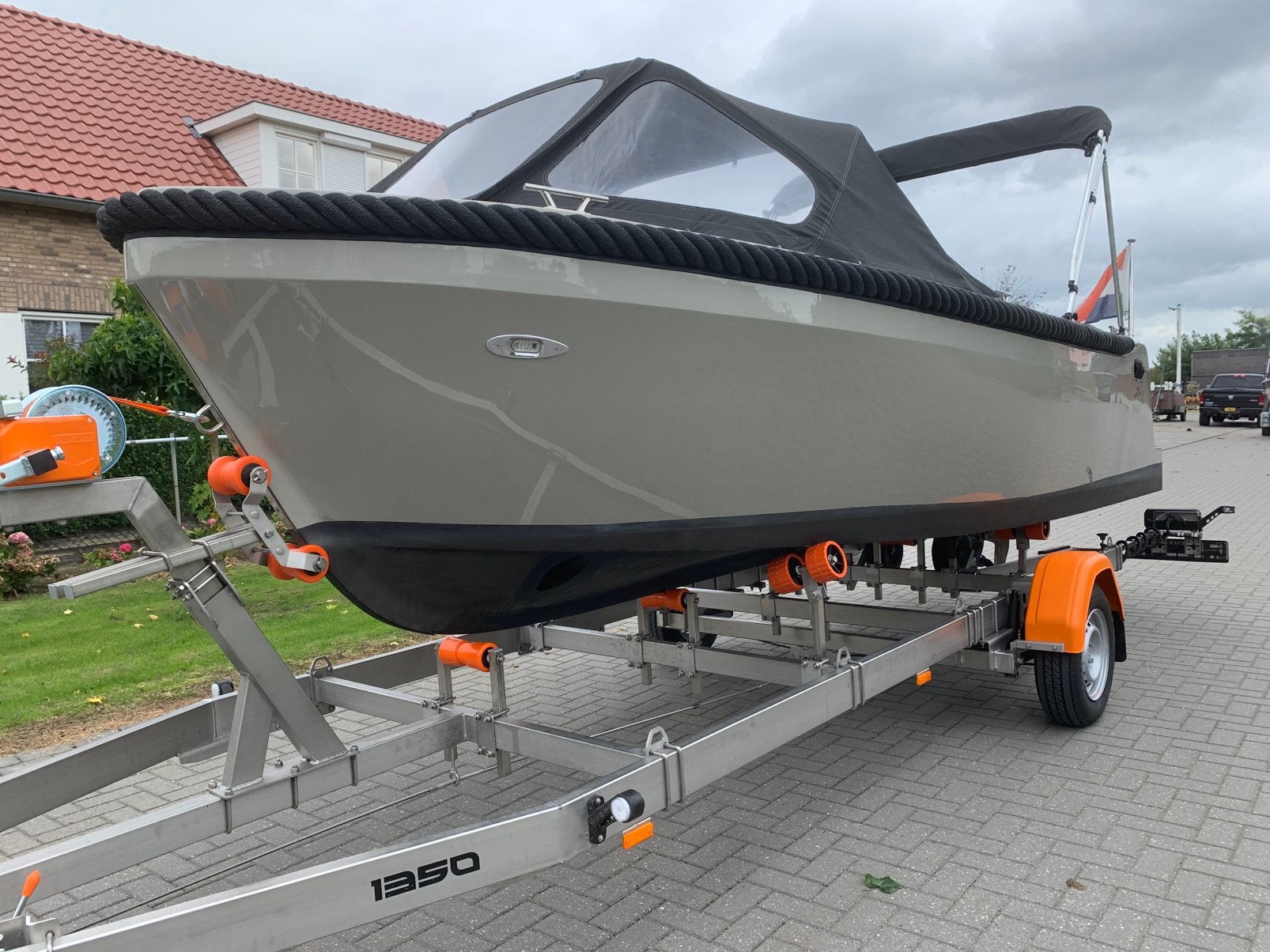 Meersloep 600 / boegschroef / honda 20 pk 4takt, Ophalen, Tender, Meersloep, Biminitop