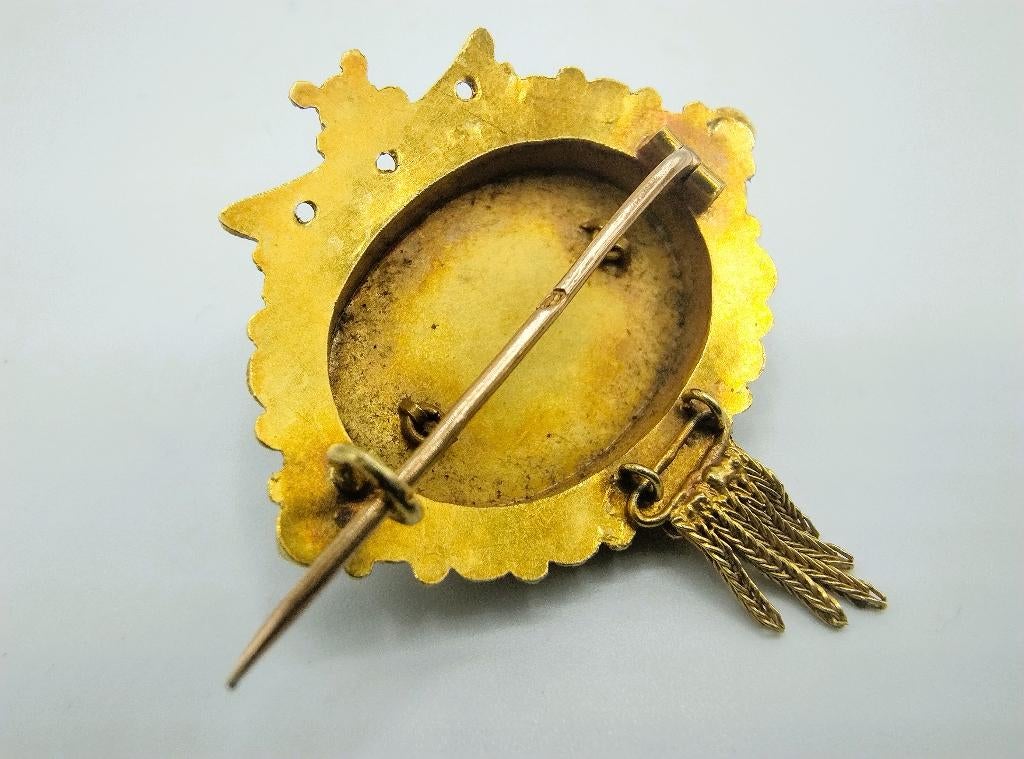Gouden broche met gitten, klederdracht, 19e eeuws, Verzenden, Goud, Broche, Met edelsteen