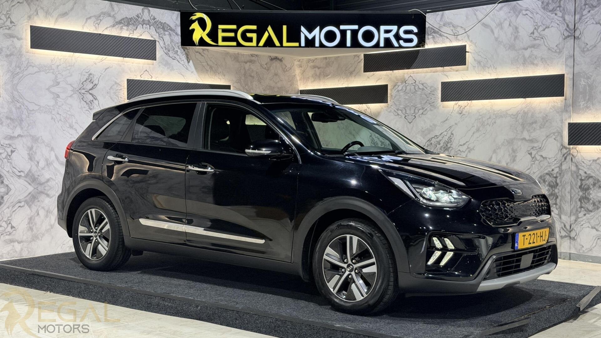 Kia Niro 1.6 GDi PHEV DynamicLine | Lane Ass | Leder | stoel, Auto's, Gebruikt, Euro 6, Zwart, Bedrijf
