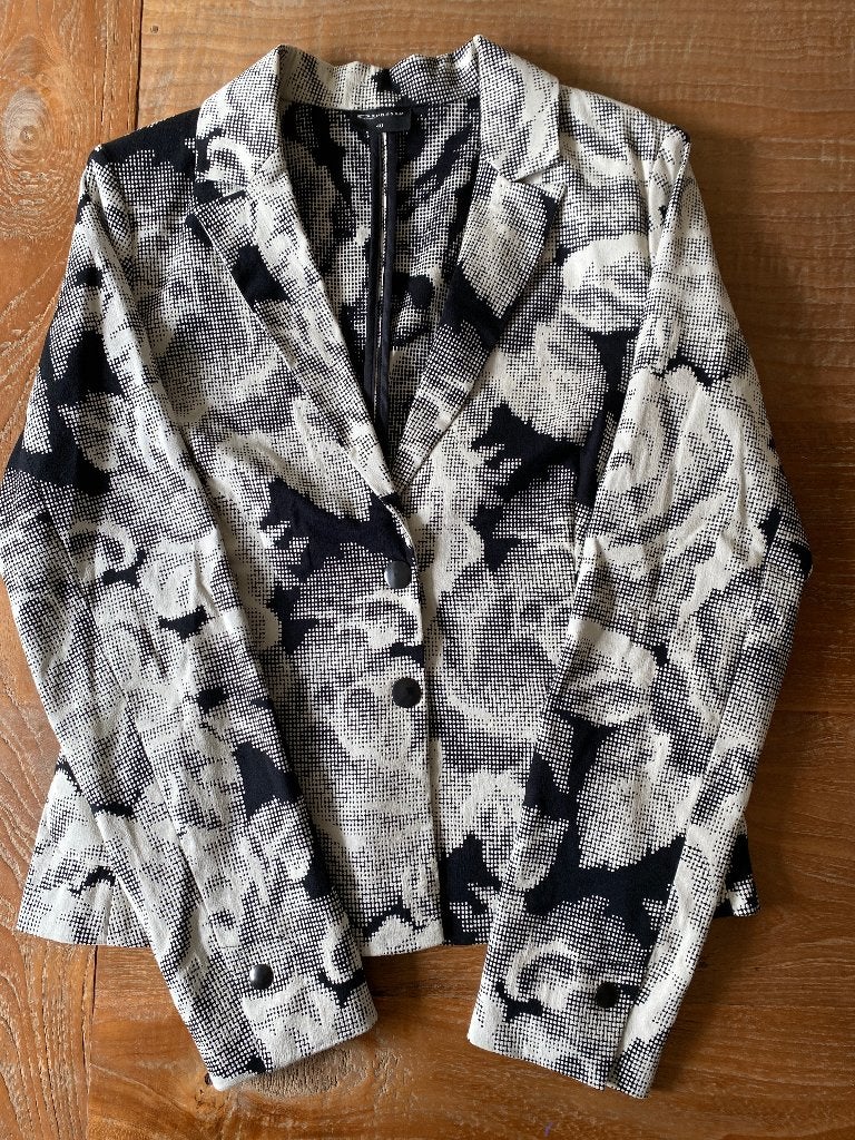 Dames jasje Expresso zwart bloemprint, Kleding | Dames, Expresso, Zwart, Jasje, Gedragen