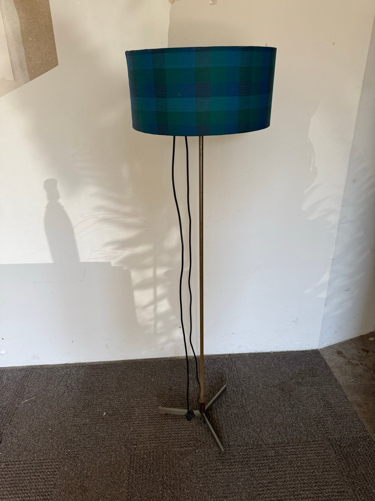 Vintage Hagoort vloerlamp met geruite kap, Huis en Inrichting, Ophalen, Gebruikt, E27 (groot), Metaal