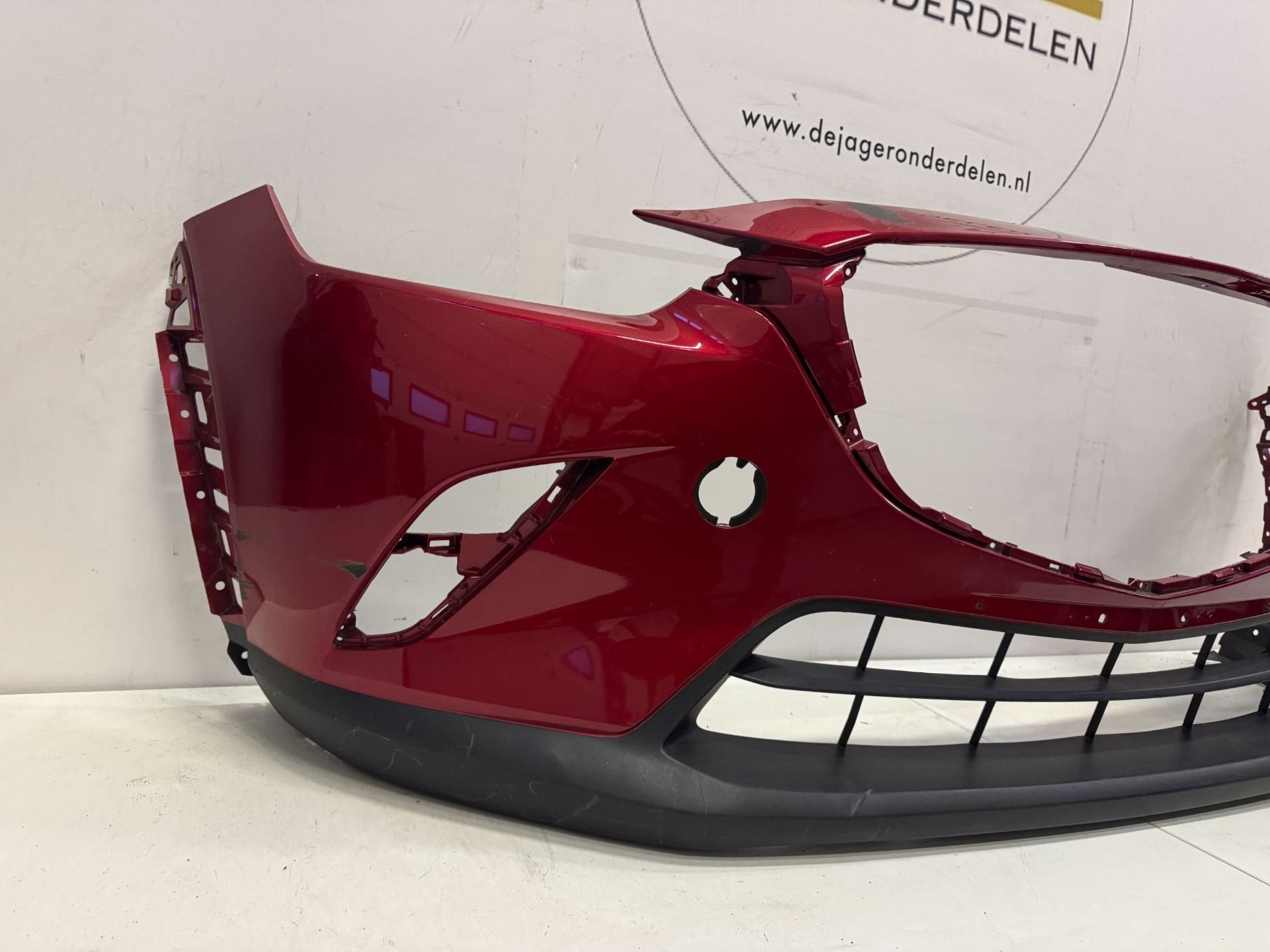 MAZDA CX3 CX-3 VOORBUMPER BUMPER ORIGINEEL D10J-50031, Auto-onderdelen, Carrosserie en Plaatwerk, Gebruikt, Shinchi, Fuchu-Cho 3-1
730-8670  Hiroshima