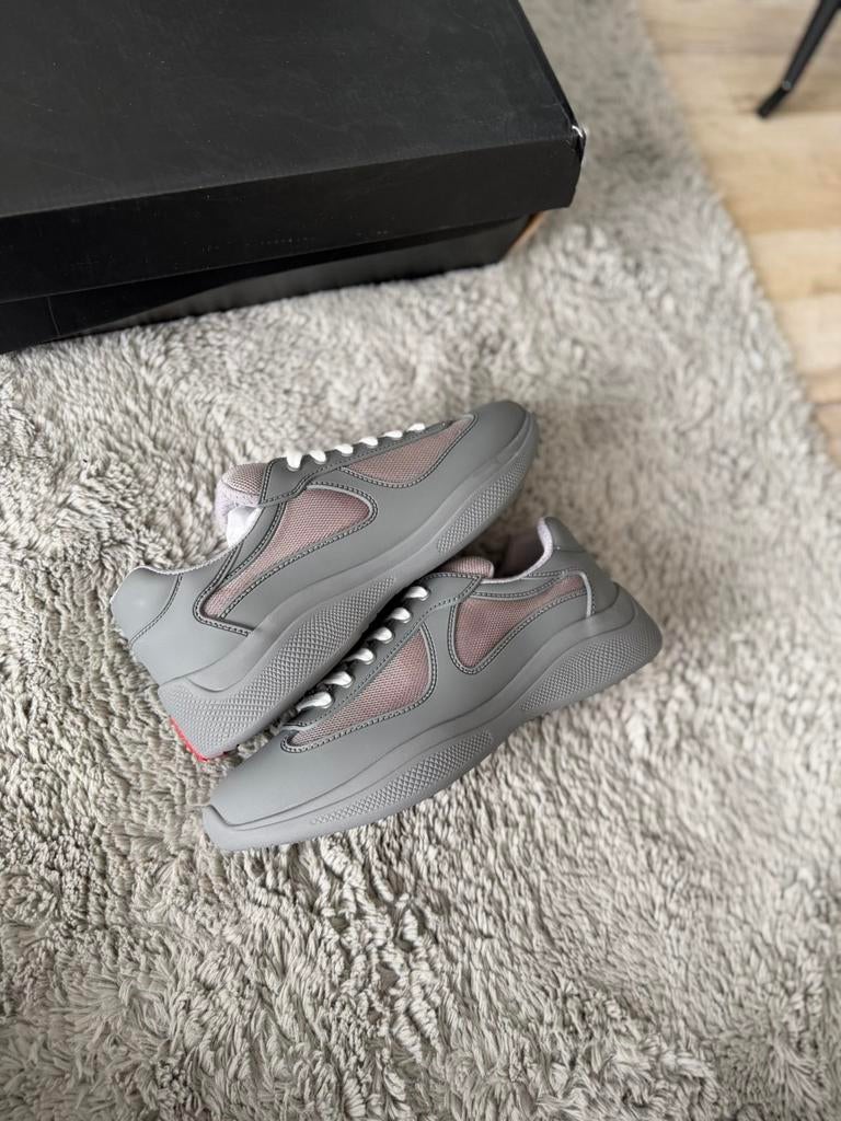 Prada cups mat grijs, Kinderen en Baby's, Ophalen of Verzenden, Zo goed als nieuw, Schoentjes
