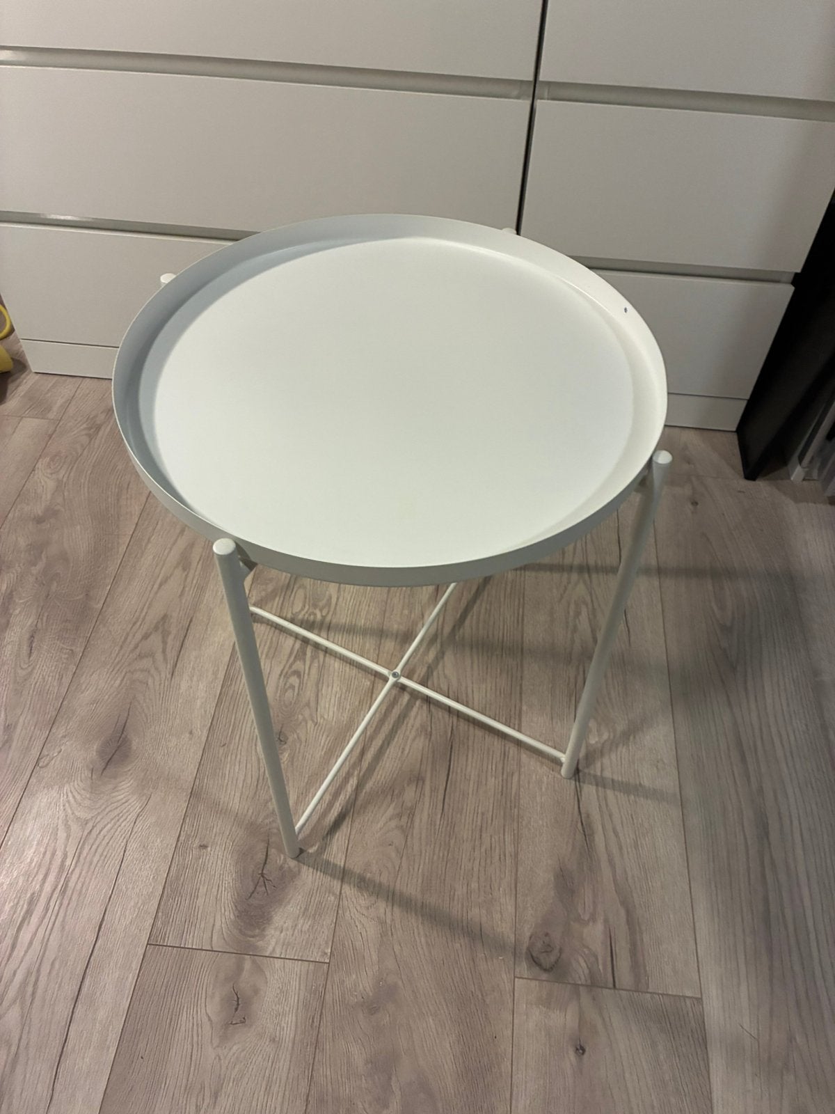 White IKEA side table, 45 tot 60 cm, Minder dan 55 cm, Metaal of Aluminium, Ophalen of Verzenden