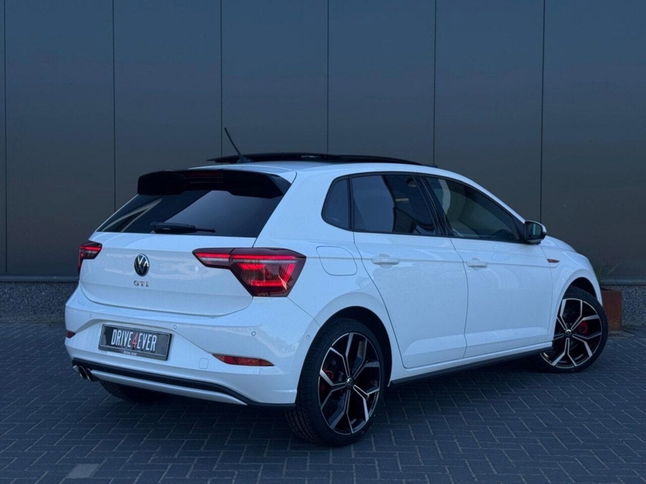 Volkswagen Polo 2.0 TSI GTI | Pano | NAVI | Camera | IQ LED, Auto's, Volkswagen, Stof, Gebruikt, Zwart, 4 cilinders