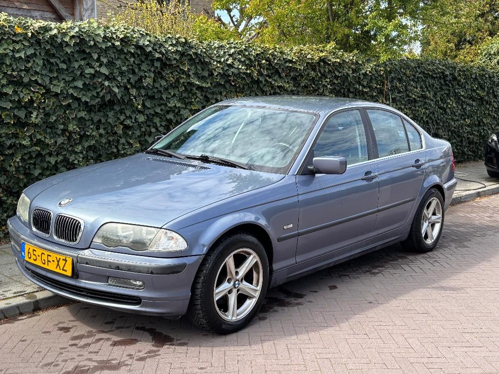 BMW 3-Serie 320i (E46) 2000 Blauw, Auto's, BMW, Particulier, 3-Serie, Adaptive Cruise Control, Airbags, Airconditioning, Alarm