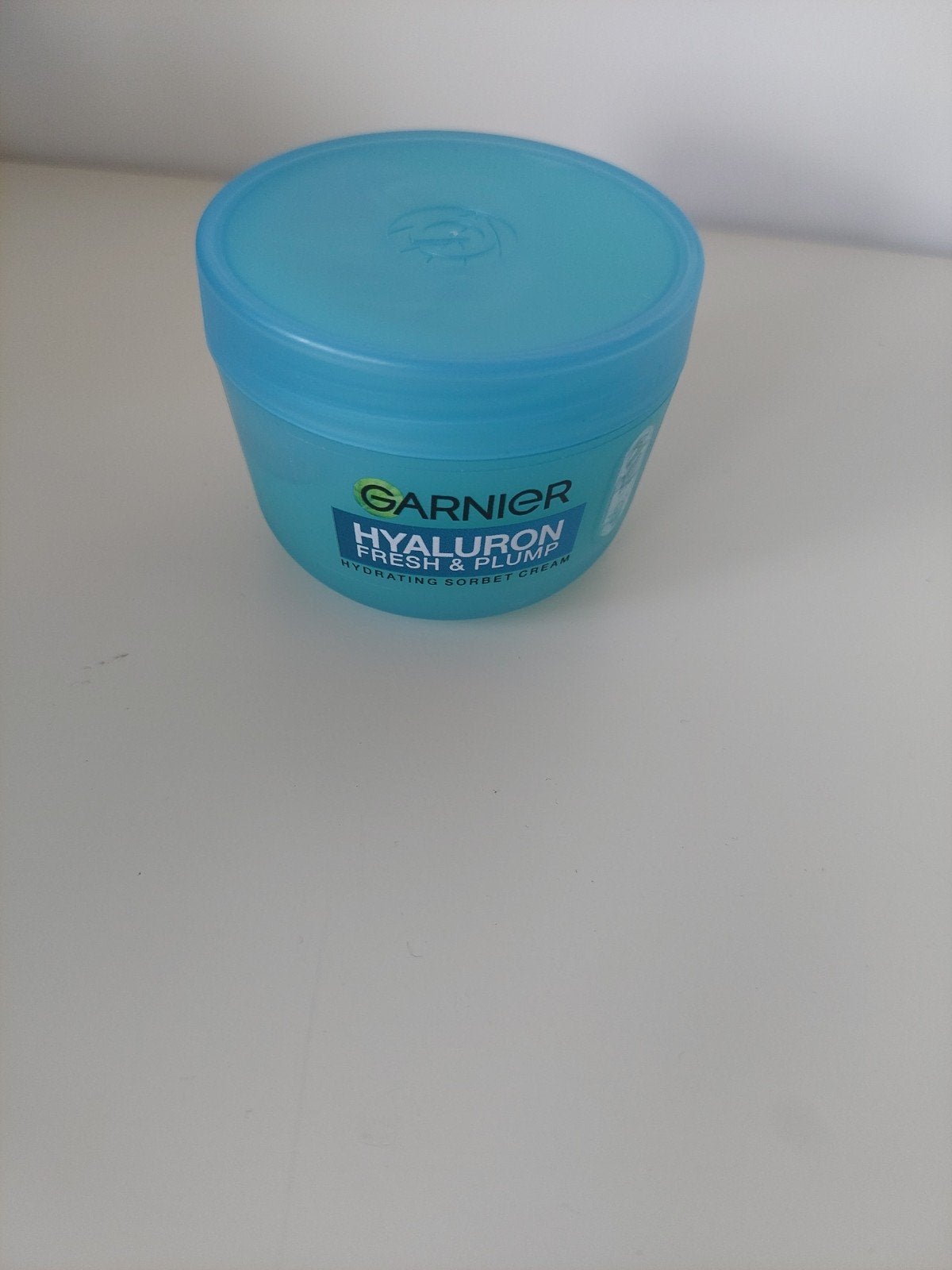 Garnier Hyaluron Fresh & Plump Hydrating Sorbet Cream, Sieraden, Tassen en Uiterlijk, Ophalen of Verzenden, Nieuw