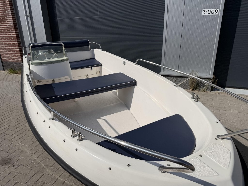Aquastar Family 410 Consoleboot incl. Suzuki 9.9PK 4-takt, Watersport en Boten, Sloepen, Overige merken, 4 m, Zwemtrap/-plateau