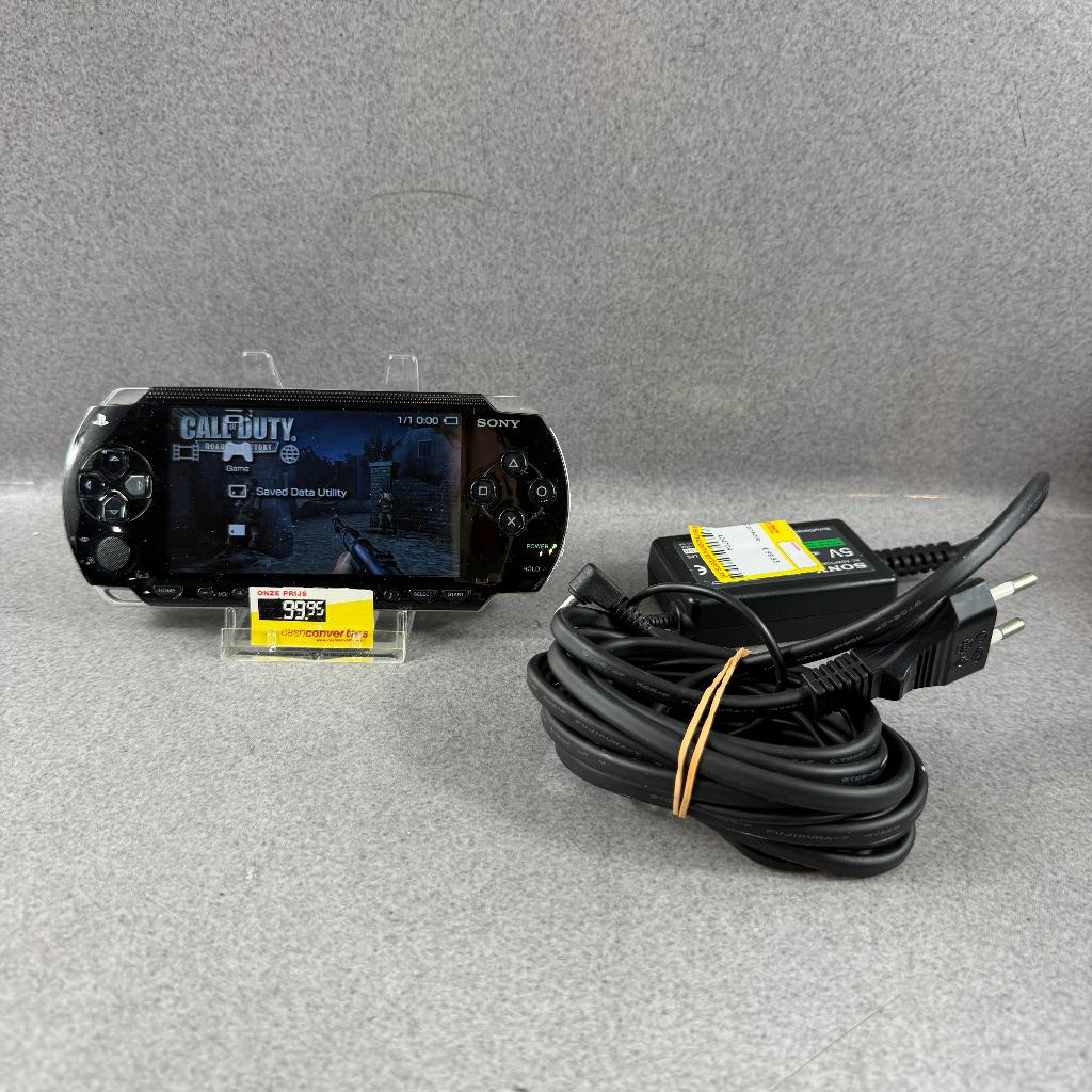 Sony PSP Gameconsole | met adapter | SALE | 404704, Spelcomputers en Games, Ophalen of Verzenden, Gebruikt, Zwart, PSP
