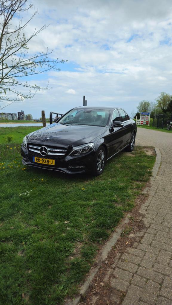 Mercedes-Benz C-Klasse C180 1.6 115KW 2014 Zwart, Auto's, Achterwielaandrijving, Elektronische parkeerrem, Zwart, Handgeschakeld