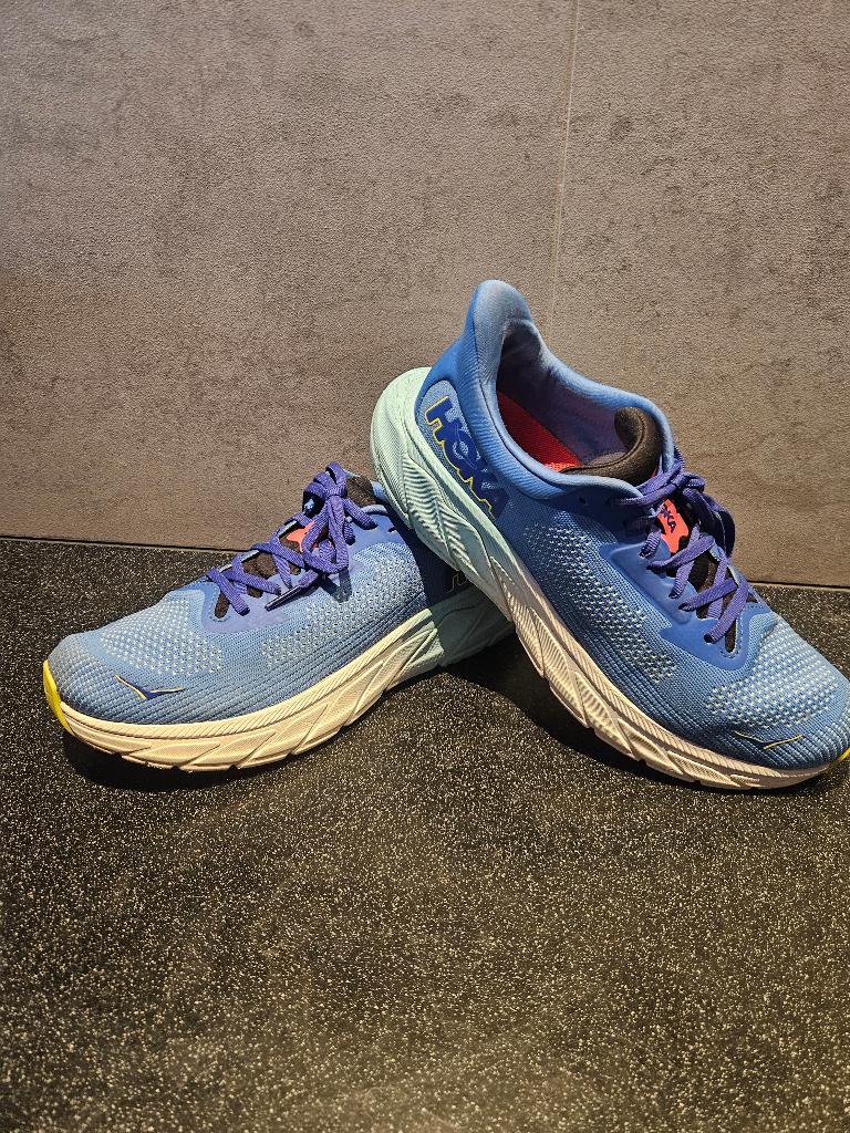HOKA ARAHi7 hardloopschoenen maat 8/eur 42 igst, Blauw, Sportschoenen, Ophalen of Verzenden, Gedragen