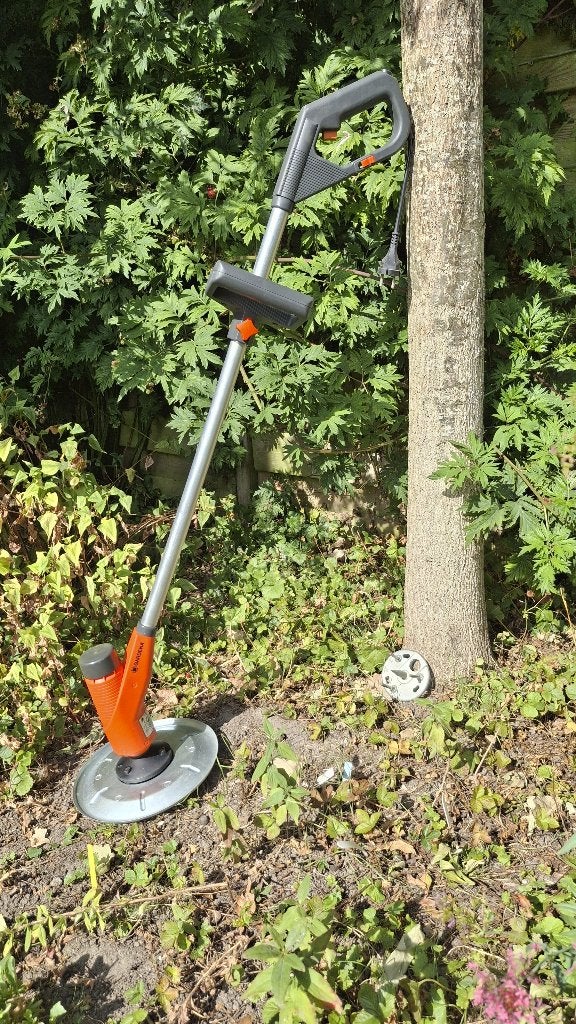 Elektrische hark / schoffel, van Gardena (230V), Tuin en Terras, Ophalen of Verzenden, Zo goed als nieuw, Hark, Gardena