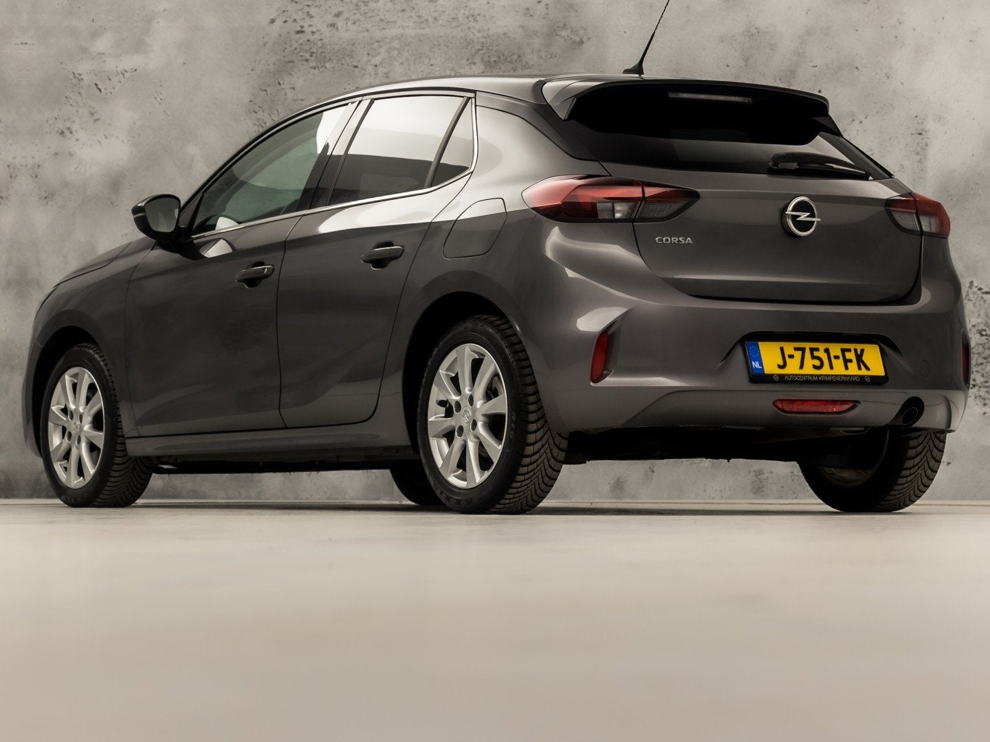 Opel Corsa 1.2 GS Line (APPLE CARPLAY, GROOT NAVI, STUUR/STO, Auto's, Voorwielaandrijving, 12 maanden, Gebruikt, Leder en Stof