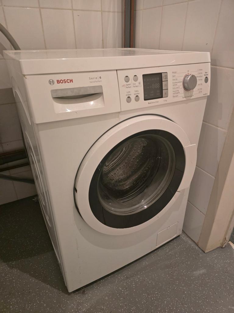 Bosch Serie 6 VarioPerfect Wasmachine WCM62 - 8kg, Witgoed en Apparatuur, Wasmachines, Gebruikt, 6 tot 8 kg, 85 tot 90 cm, 1200 tot 1600 toeren