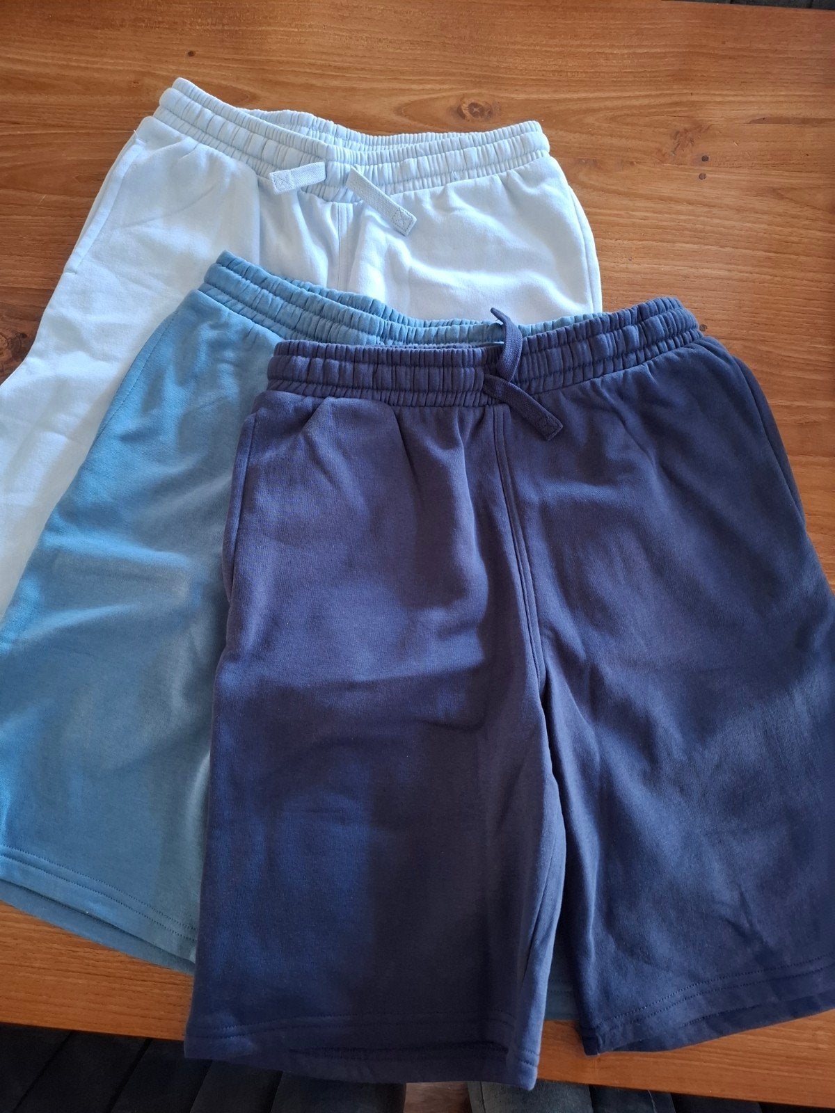 Nieuwe H&M shorts maat 170 - te klein gekocht, Kinderen en Baby's, Kinderkleding | Maat 170, Broek, Jongen of Meisje, H&M, Nieuw