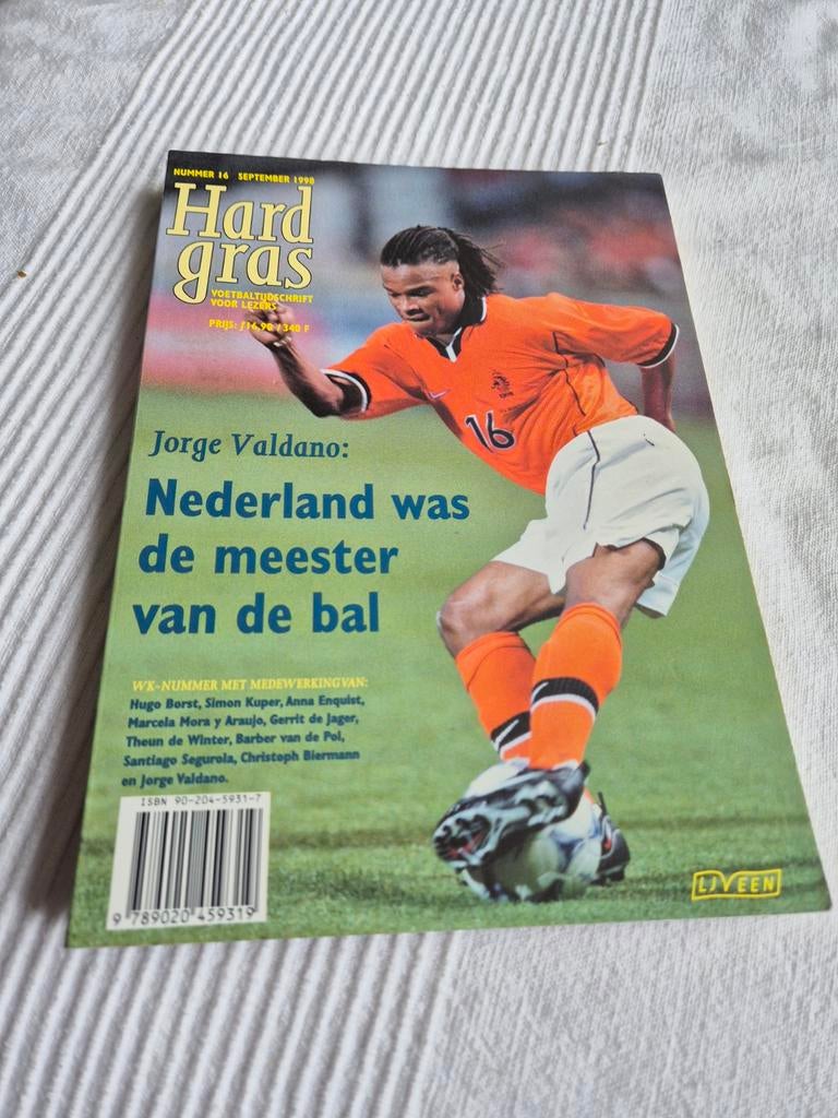 16 WK 1998, Ophalen of Verzenden, Zo goed als nieuw, Balsport