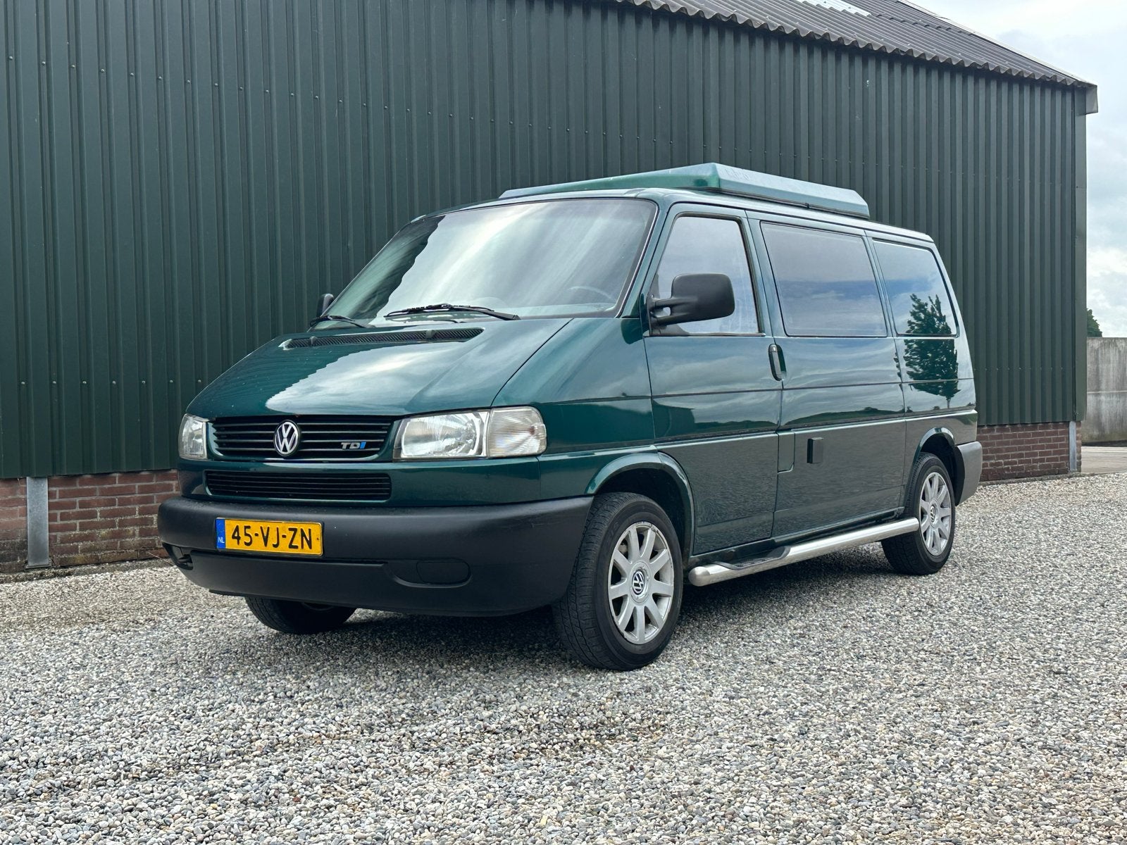 Volkswagen T4 busCamper 5cil diesel . Reimo gebouwt, Chemisch toilet, Volkswagen, Tot en met 2, Bedrijf