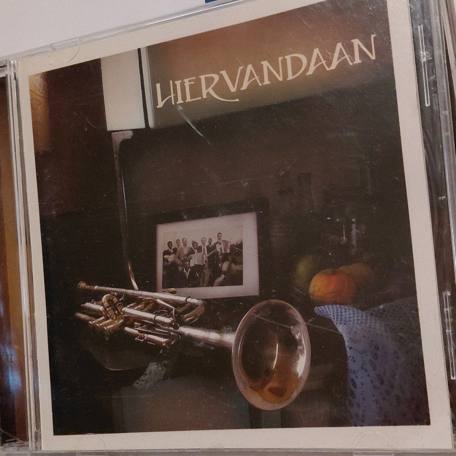 Hier Vandaan - Les Javan CD (Gesigneerd) zeldzame unieke cd, Gebruikt, Ophalen of Verzenden, Gesigneerd, Afrikaans