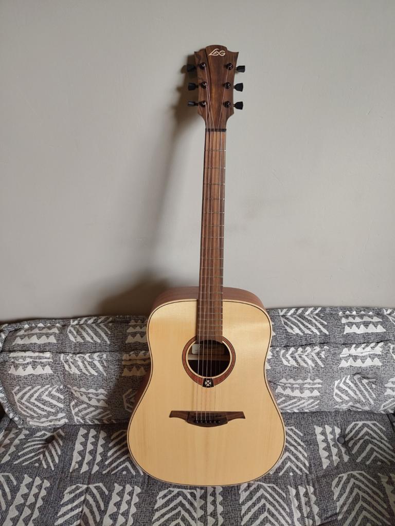 LAG Tramontane T70D Western gitaar, Muziek en Instrumenten, Ophalen, Zo goed als nieuw, Western- of Steelstringgitaar