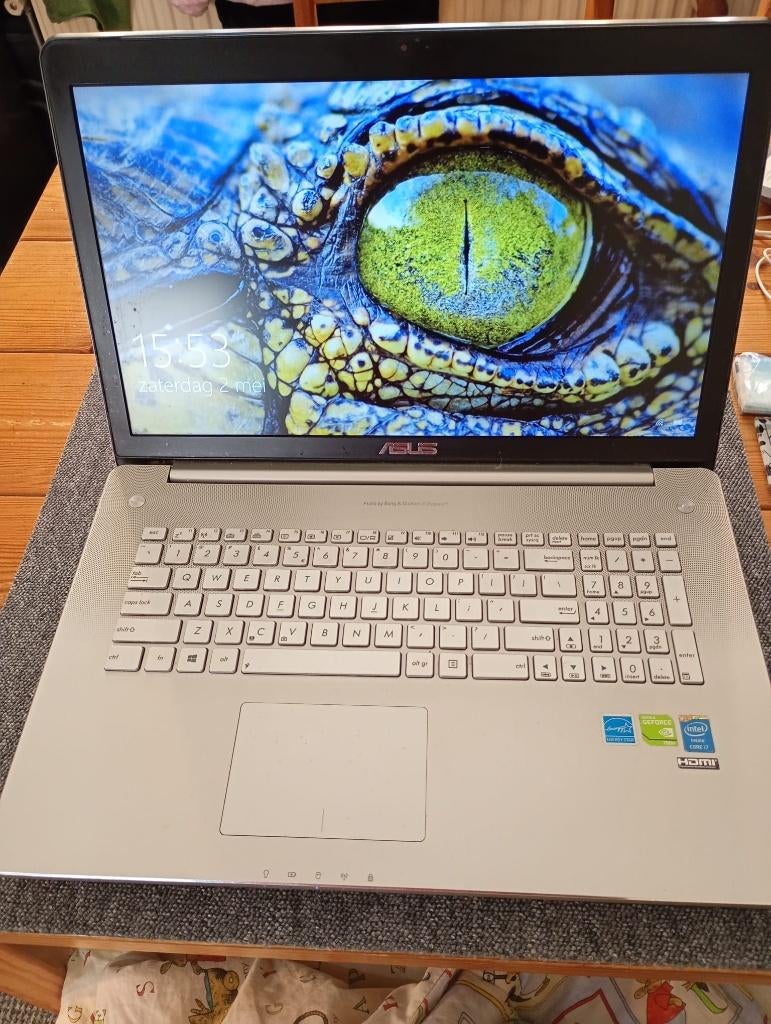 Asus 17 inch Laptop, Ophalen, Gebruikt, HDD, Qwerty