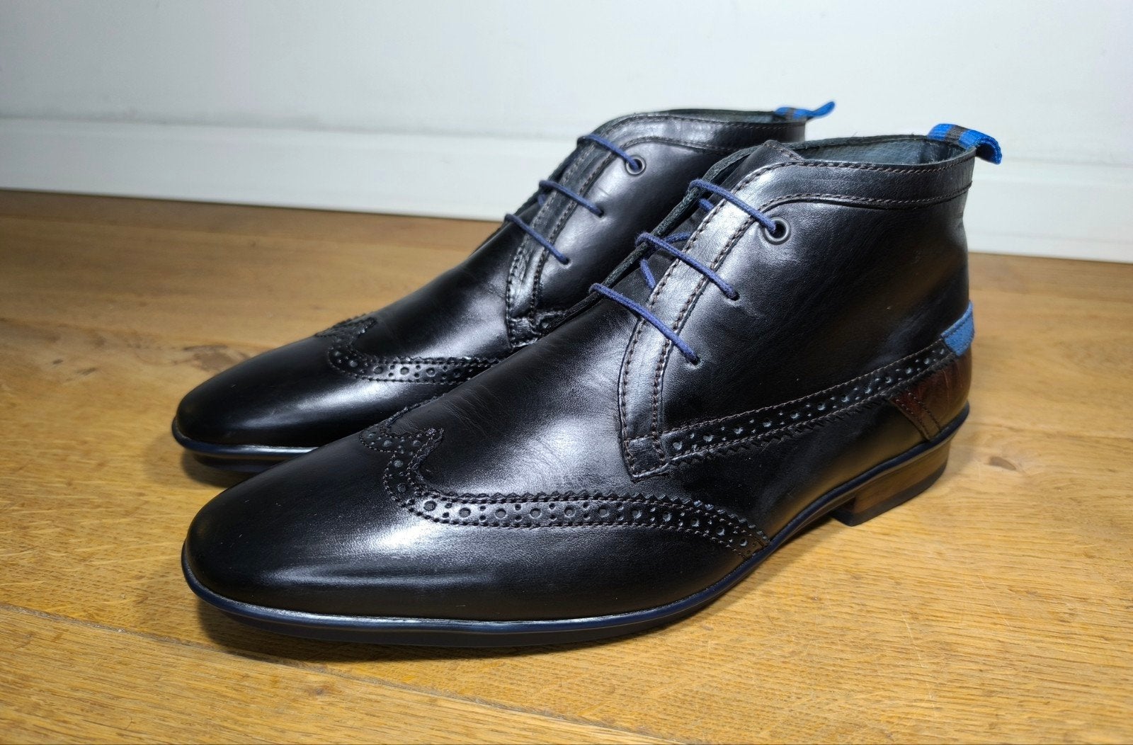 Floris van Bommel halfhoge herenschoenen maat 8,5 / 42,5, Kleding | Heren, Ophalen, Zwart, Floris van Bommel, Zo goed als nieuw
