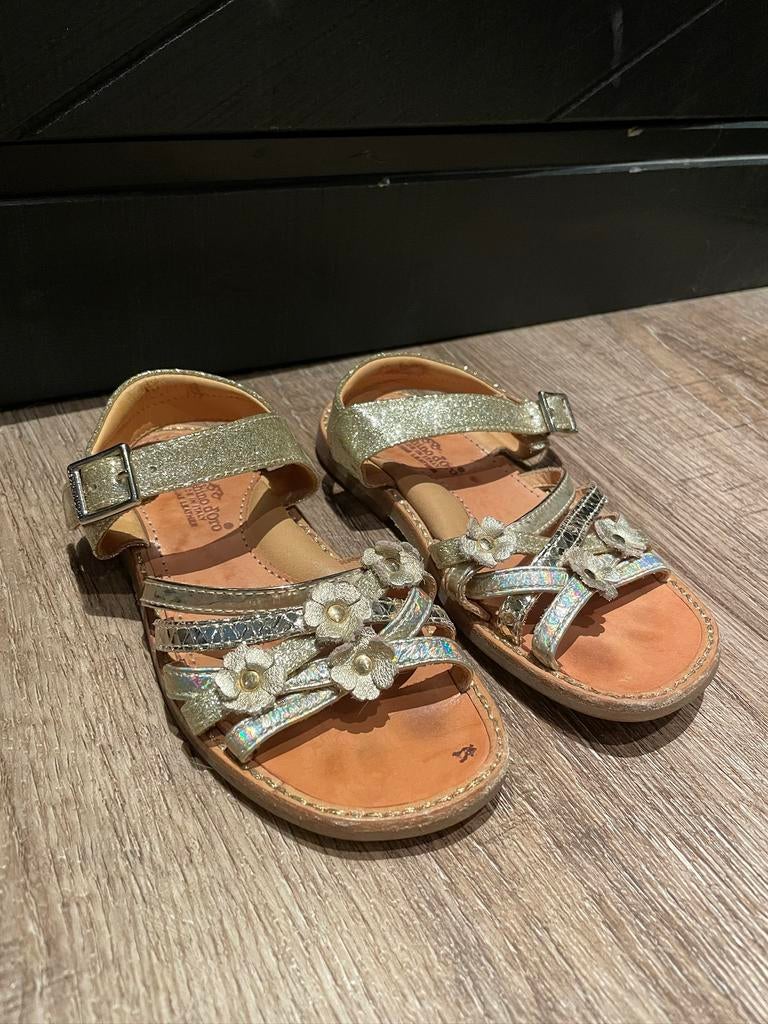 zecchino d'oro meiden gouden glitter sandalen slippers mt 26, Ophalen of Verzenden, Zo goed als nieuw, Meisje, Schoenen