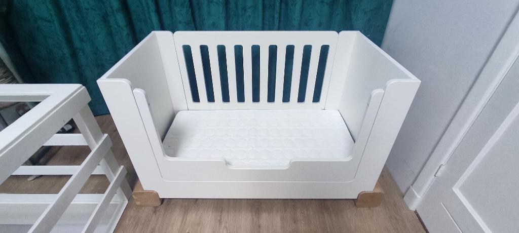 Robuste Ukkepuk STOER ledikant (60x120 ), inc schoon matras, Ophalen, Zo goed als nieuw, Ledikant