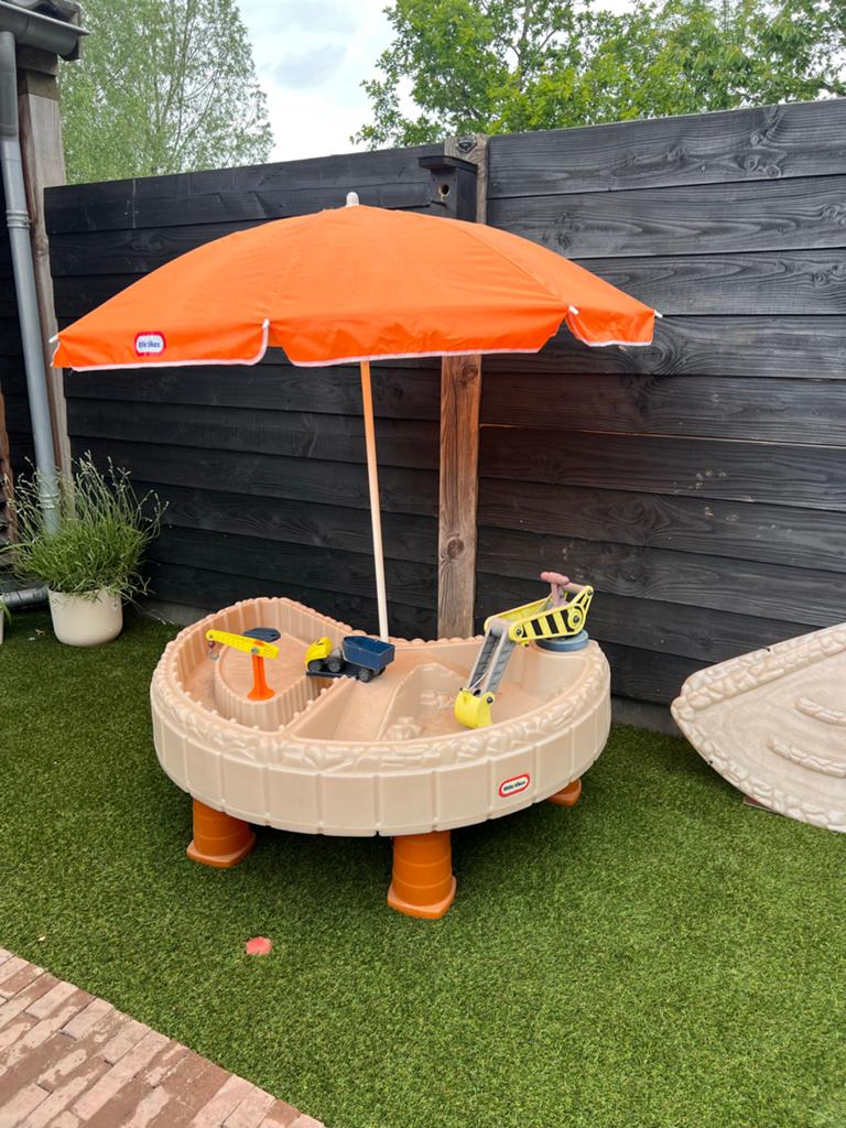 Little Tikes Zand- en Watertafel met Parasol, Ophalen, Gebruikt