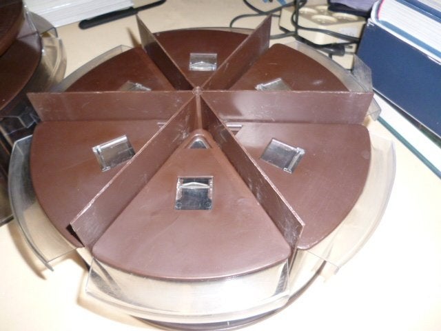 dubbele draaiplateaus ,bruin -oranje-wit - aluminium, Ophalen of Verzenden