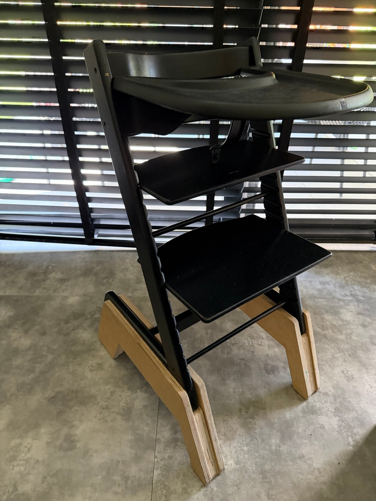 Stokke Tripp Trapp accessoires zwart (tafelblad, rug, zit), Ophalen, Gebruikt, Meegroeistoel, Afneembaar eetblad