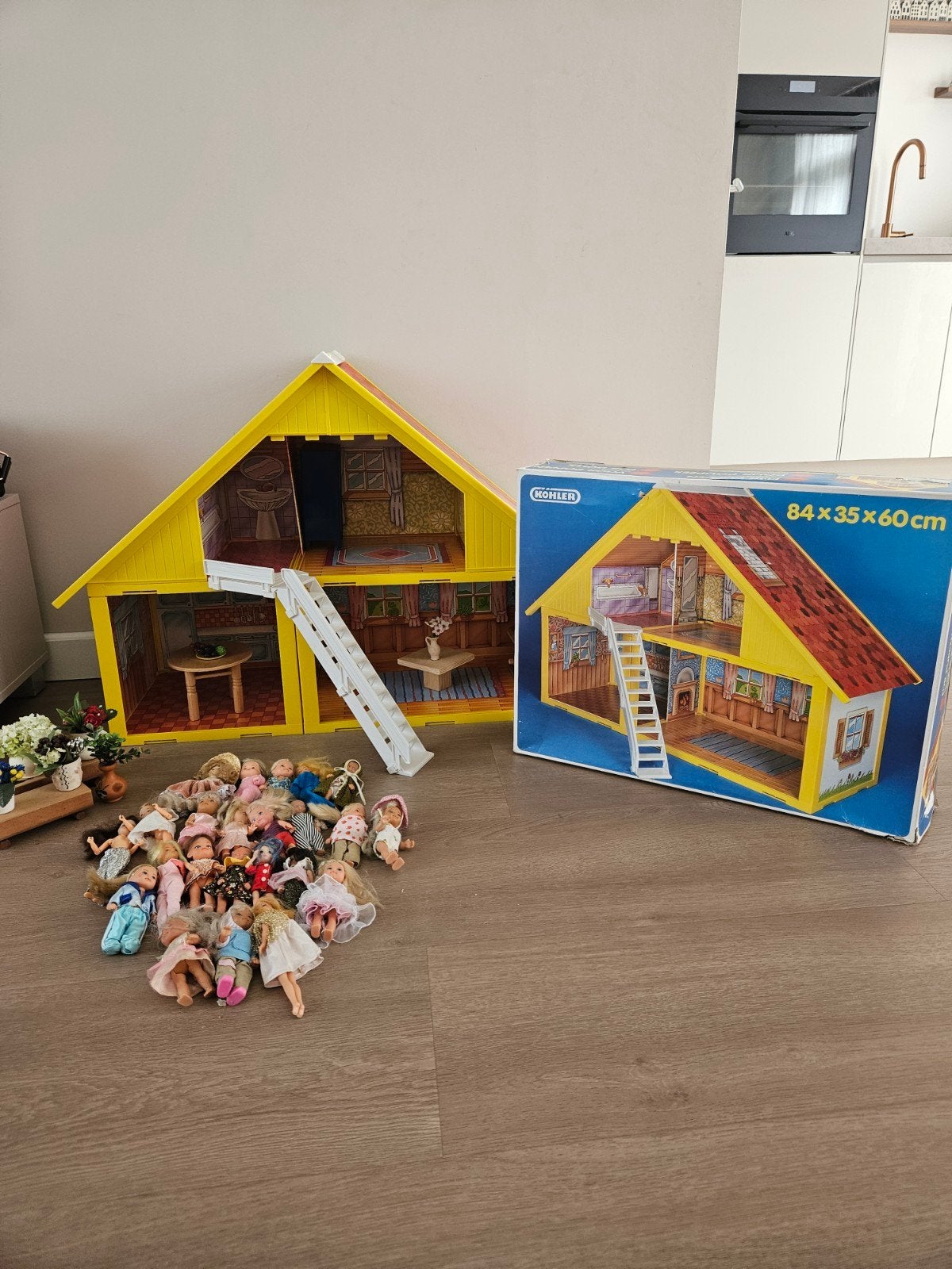 Vintage Poppenhuis Kohler met veel poppen en accessoires, Ophalen of Verzenden