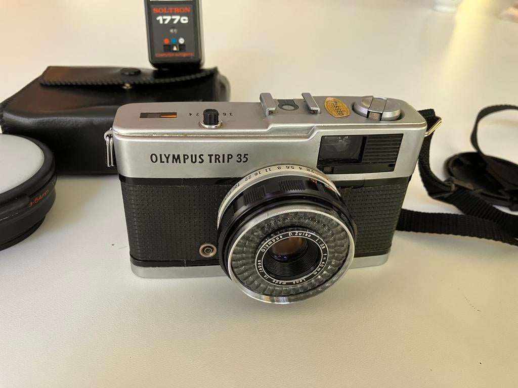 Olympus Trip 35 camera met flitser, Ophalen of Verzenden, Gebruikt, Compact, Olympus
