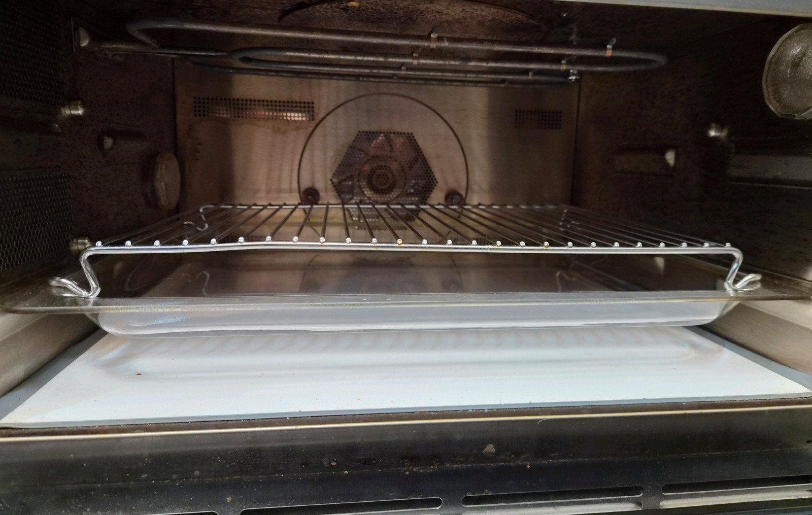 Miele H 186 MB Classic combi-oven / combimagnetron RVS
1200w, Minder dan 45 cm, Refurbished, Ophalen of Verzenden, Combi-oven
