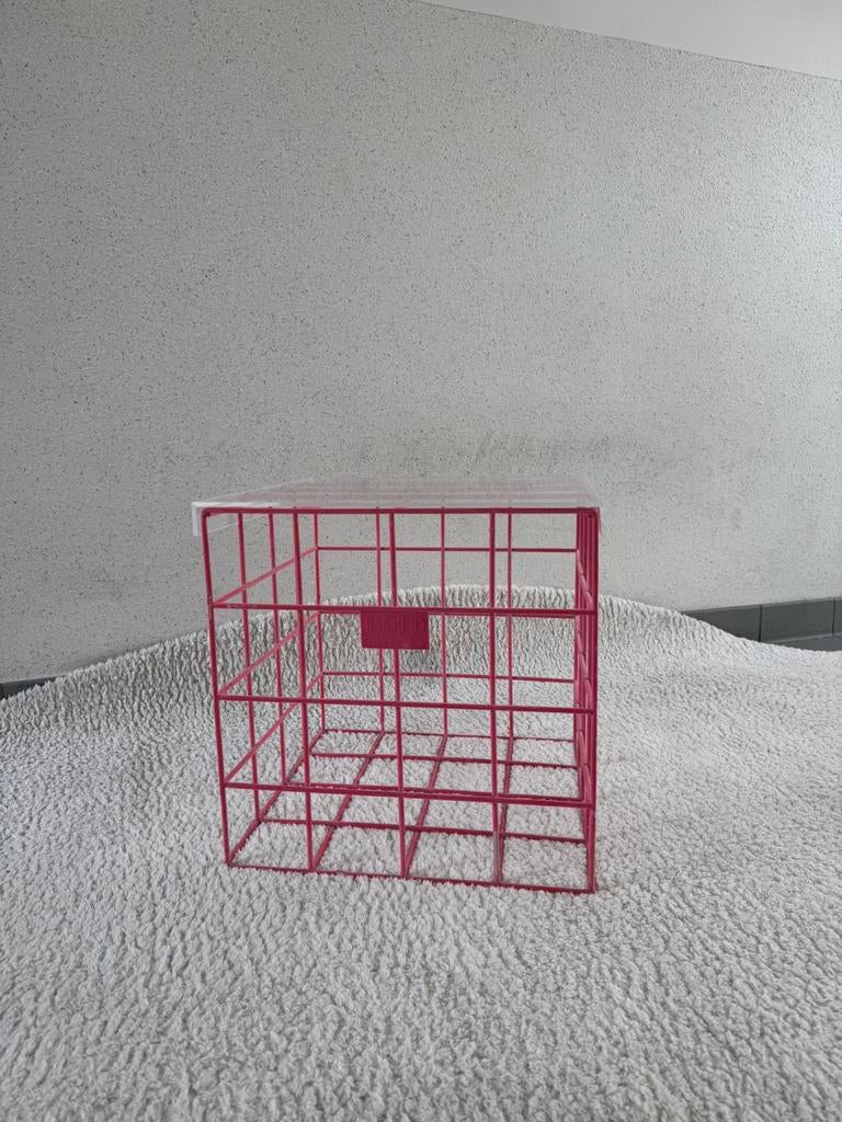 Bijzettafel monkey bold roze, Minder dan 55 cm, Vierkant, Zo goed als nieuw, Ophalen